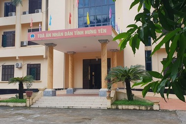 Tòa án tuyên trả hồ sơ vụ nữ y sĩ làm 103 trẻ bị sùi mào gà