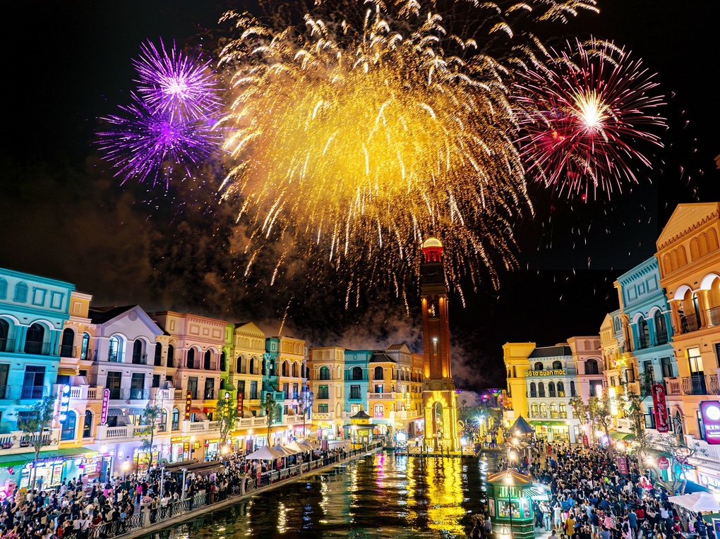 8WONDER Moon Festival ủng hộ doanh thu bán vé khắc phục hậu quả bão Yagi - 3 8WONDER Moon Festival ủng hộ doanh thu bán vé khắc phục hậu quả bão Yagi - 3
