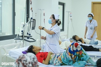 Dự kiến miễn viện phí ở cả bệnh viện công và tư