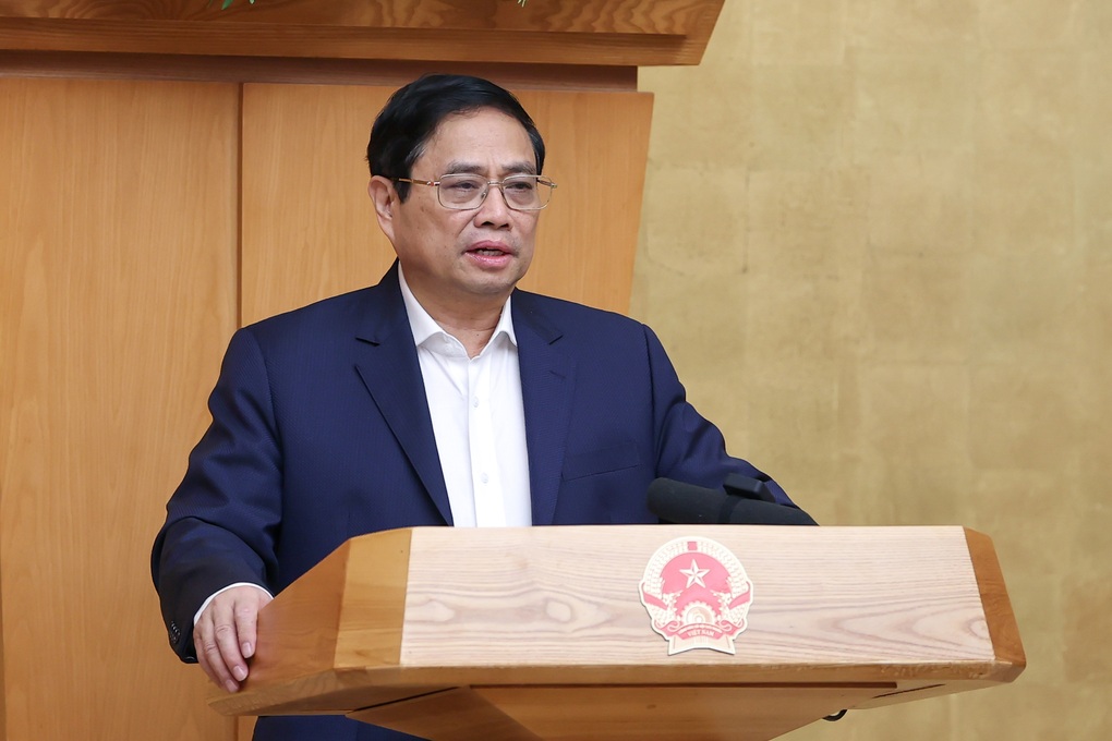 Thủ tướng: Không yêu cầu xuất trình sổ hộ khẩu khi giao dịch hành chính - 1 Thủ tướng: Không yêu cầu xuất trình sổ hộ khẩu khi giao dịch hành chính - 1