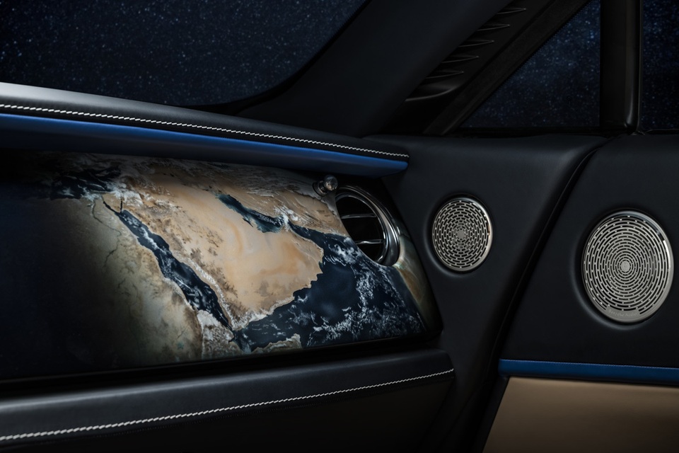 Sáng tạo Bespoke: Khi khách hàng chịu chi và Rolls-Royce chịu chơi - 8 Sáng tạo Bespoke: Khi khách hàng chịu chi và Rolls-Royce chịu chơi - 8