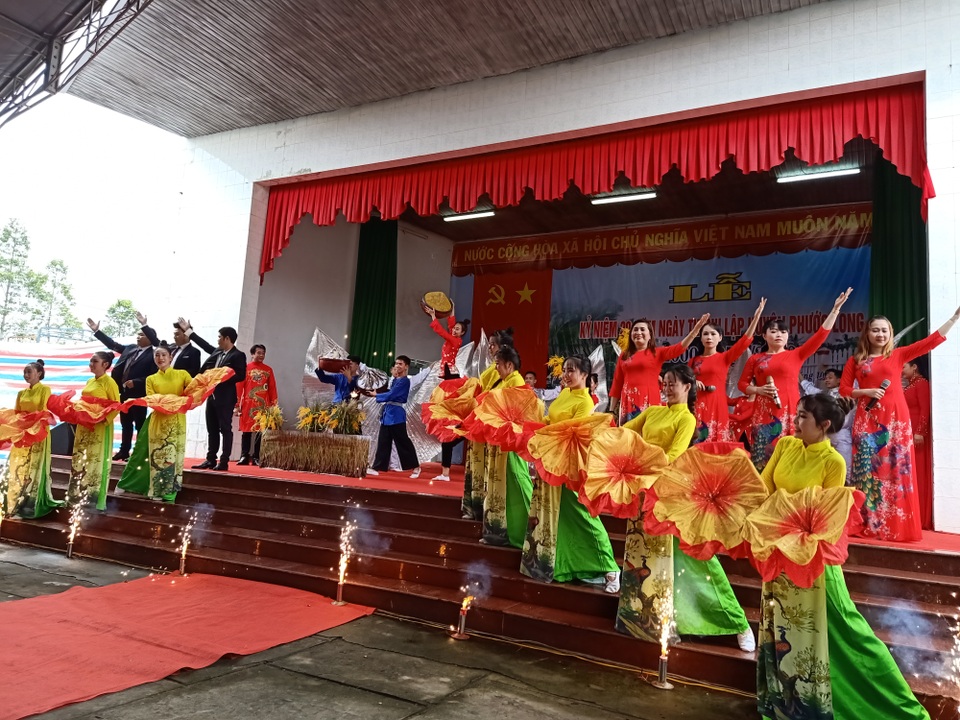 Bạc Liêu: Huyện nông thôn mới đầu tiên kỷ niệm 20 năm thành lập - 3 Bạc Liêu: Huyện nông thôn mới đầu tiên kỷ niệm 20 năm thành lập - 3