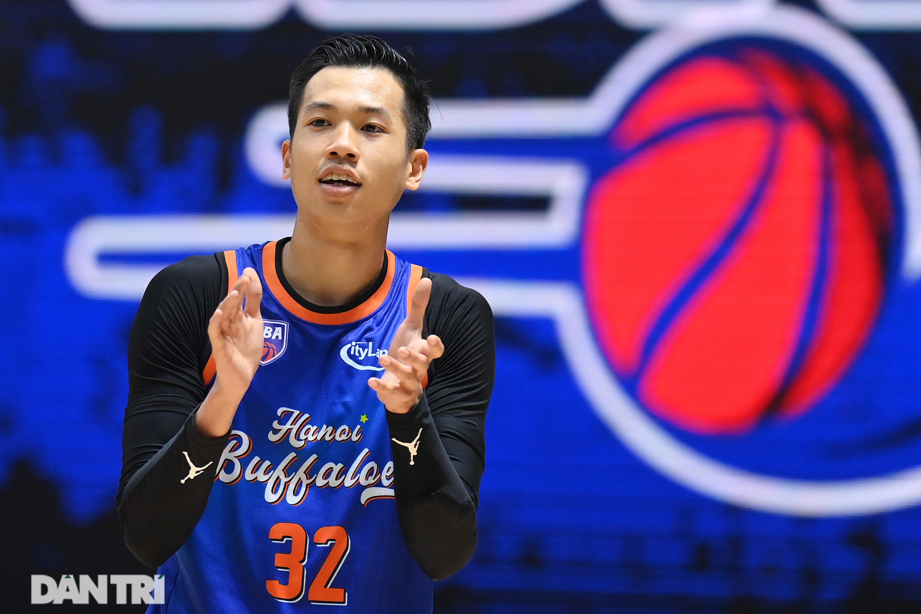 Hanoi Buffaloes chiếm vị trí thứ 3 bằng chiến thắng đầy ấn tượng - 20