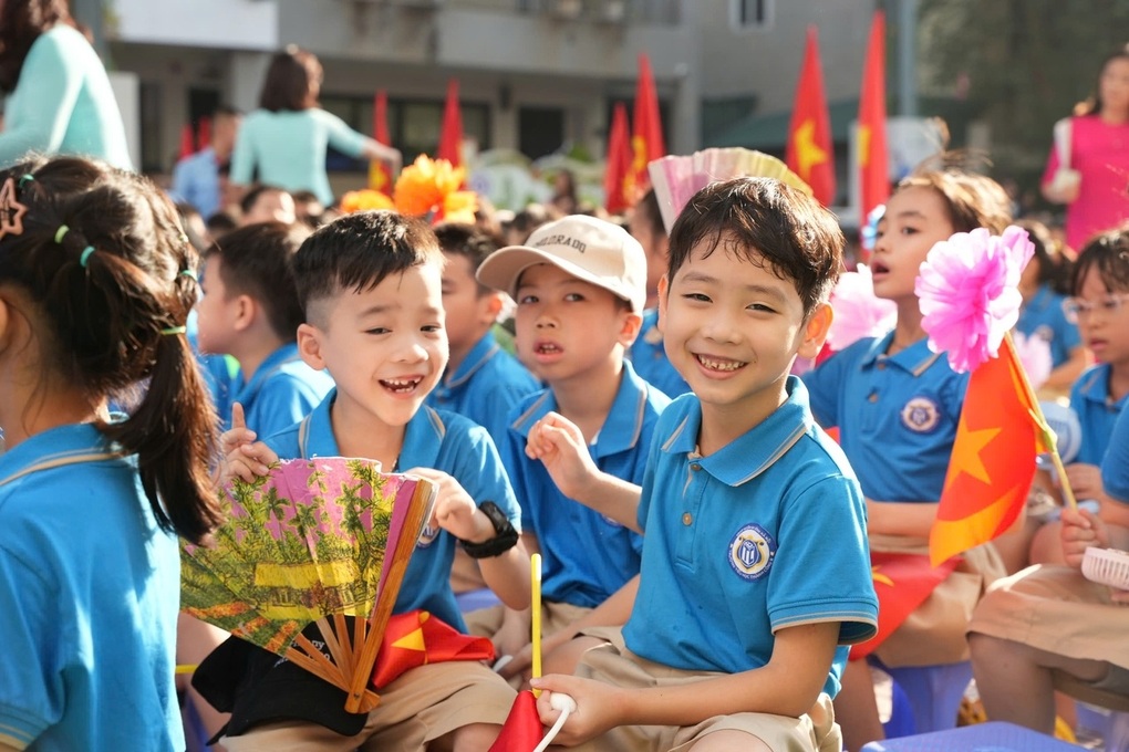 Học bạ toàn 10 vẫn trượt học sinh giỏi, phụ huynh bức xúc có chính đáng? - 1 Học bạ toàn 10 vẫn trượt học sinh giỏi, phụ huynh bức xúc có chính đáng? - 1