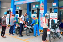 Giá xăng tăng rất cao từ chiều nay