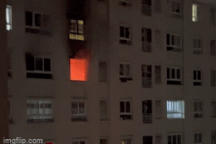 Căn hộ chung cư ở TPHCM cháy lớn sau tiếng cãi vã