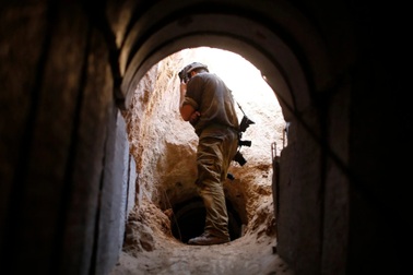 Israel dùng "bom xốp" để bịt kín đường hầm của Hamas?