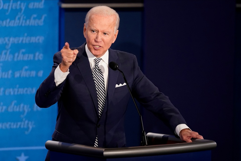 Sắc thái biểu cảm của Trump - Biden trong màn so găng đầu tiên - 9 Sắc thái biểu cảm của Trump - Biden trong màn so găng đầu tiên - 9