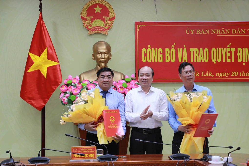 Đắk Lắk điều động, bổ nhiệm nhân sự - 1 Đắk Lắk điều động, bổ nhiệm nhân sự - 1
