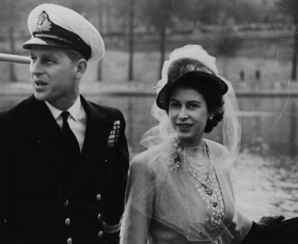 Nữ hoàng Elizabeth II và Hoàng thân Philip: Những khoảnh khắc đẹp nhất - 5 Nữ hoàng Elizabeth II và Hoàng thân Philip: Những khoảnh khắc đẹp nhất - 5