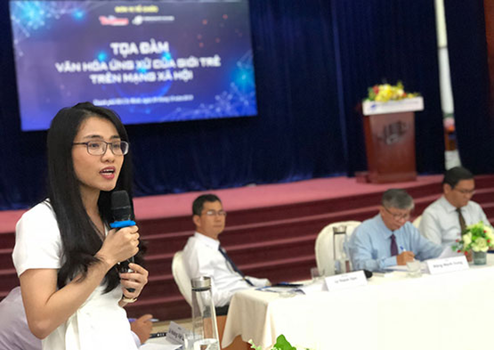 Sinh viên phát ngôn trên mạng xã hội: Đừng nghĩ nhà tôi tôi thích thì nói - 5 Sinh viên phát ngôn trên mạng xã hội: Đừng nghĩ nhà tôi tôi thích thì nói - 5