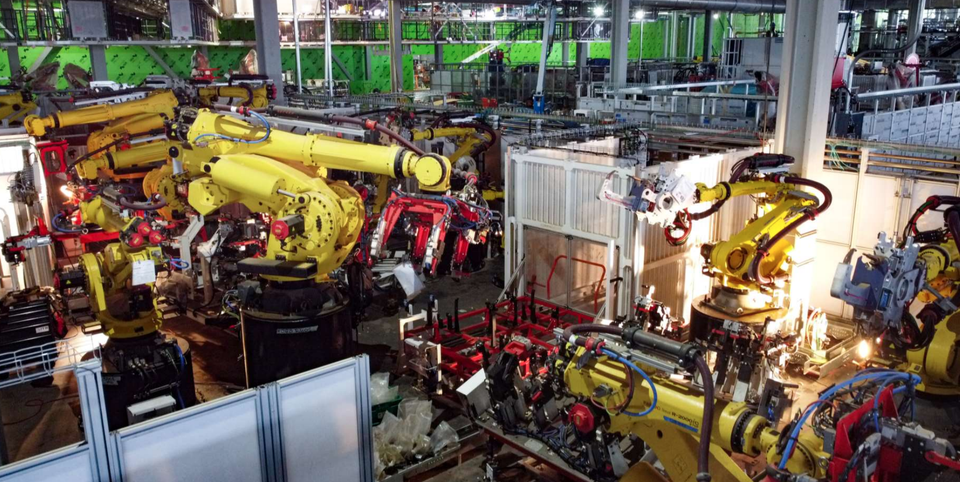 Ông lớn Tesla báo lãi kỷ lục, hé lộ ảnh nhà máy tại Đức, Mỹ, Trung Quốc - 6 Ông lớn Tesla báo lãi kỷ lục, hé lộ ảnh nhà máy tại Đức, Mỹ, Trung Quốc - 6