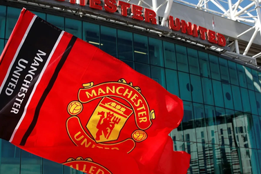 Apple bất ngờ muốn mua lại câu lạc bộ Manchester United