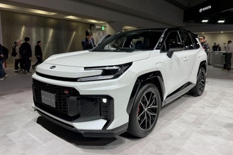 Cận cảnh Toyota RAV4 2026: “Lột xác” toàn diện, thông minh như xe điện