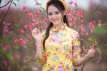 Phương Thuý gây xúc động với MV nói về 4 chữ “Hiếu” trong dịp Tết