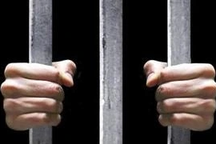 Truy nã Trương Võ Tòng tội giao cấu với người dưới 16 tuổi