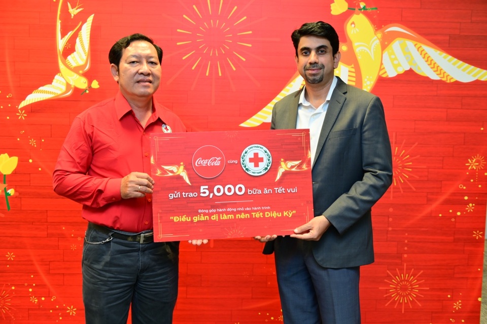 Bàn tiệc năm mới kỷ lục Thế giới - ngàn hành động nhỏ lan tỏa Tết diệu kỳ - 5 Bàn tiệc năm mới kỷ lục Thế giới - ngàn hành động nhỏ lan tỏa Tết diệu kỳ - 5