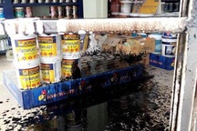 Hà Nội: Liên tiếp bị ném “bom bẩn” kín nhà, người dân kêu cứu khẩn cấp