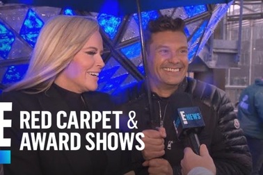 Jenny McCarthy làm MC