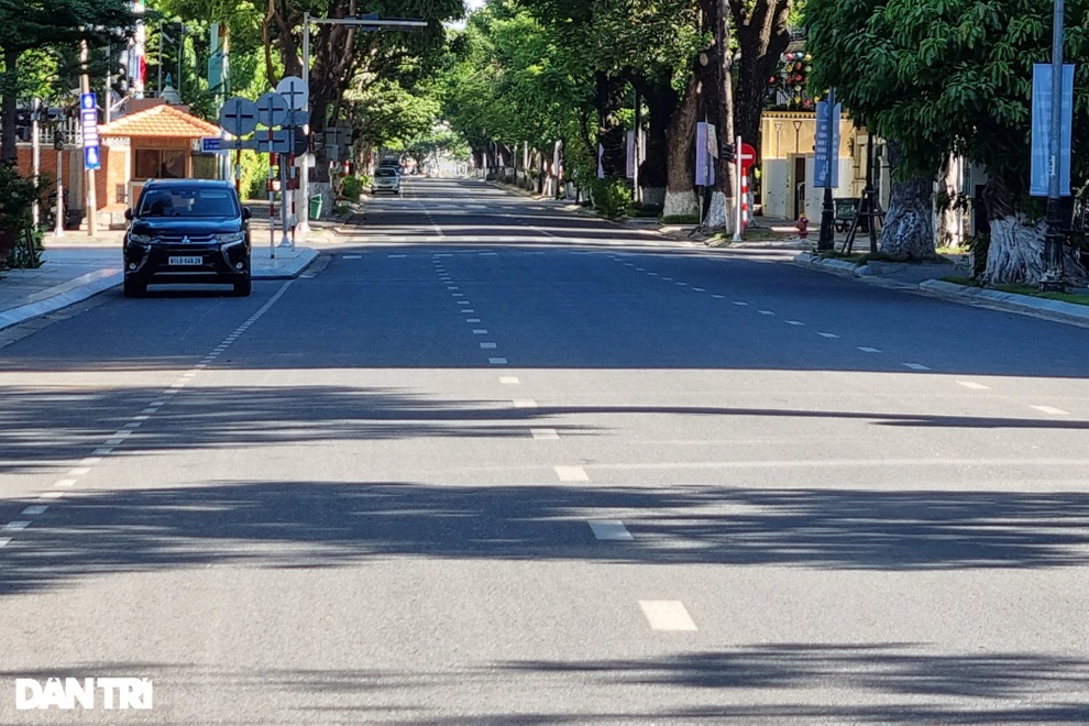 Hình ảnh Đà Nẵng ngày đầu ai ở đâu ở yên đó - 1 Hình ảnh Đà Nẵng ngày đầu ai ở đâu ở yên đó - 1