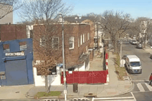 Ngôi nhà ở Mỹ bất ngờ đổ sập thành đống gạch vụn