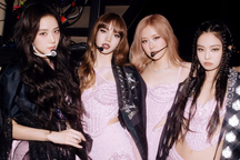 Nhóm Blackpink phản hồi thông tin đêm nhạc có 13 bài hát với giá "cắt cổ"