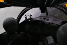 Khoảnh khắc "xe tăng bay" Su-34 Nga phóng tên lửa vào cứ điểm của Ukraine