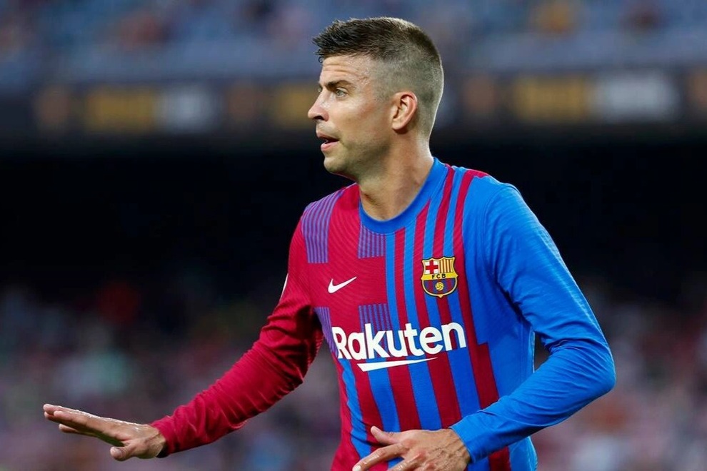 Pique tiết lộ choáng váng: Lương ở Barcelona chỉ đủ ăn… bát phở - 1 Pique tiết lộ choáng váng: Lương ở Barcelona chỉ đủ ăn… bát phở - 1