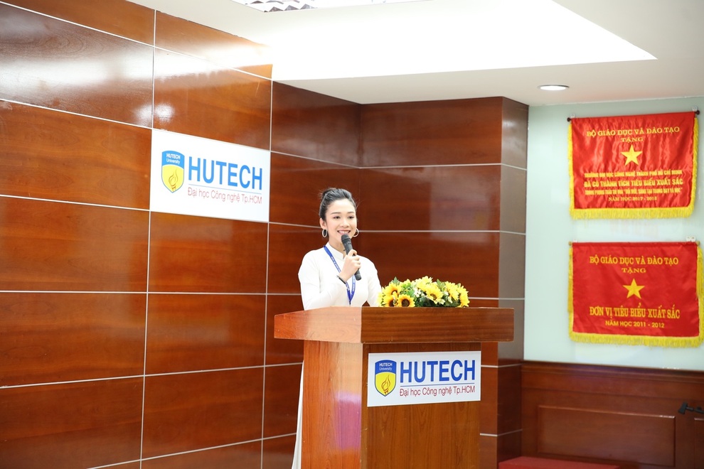 Hoa khôi 20 tuổi nhanh nhạy kinh doanh rau sạch mùa dịch - 3 Hoa khôi 20 tuổi nhanh nhạy kinh doanh rau sạch mùa dịch - 3
