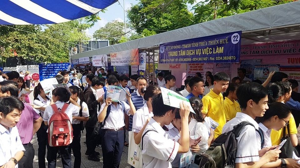 Phía sau câu chuyện sinh viên giấu bằng đại học để chuyển nghề - 3 Phía sau câu chuyện sinh viên giấu bằng đại học để chuyển nghề - 3