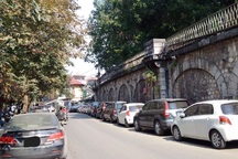 Áp thuế tiêu thụ "đặc biệt cao" với một số dòng ô tô đến 9 chỗ