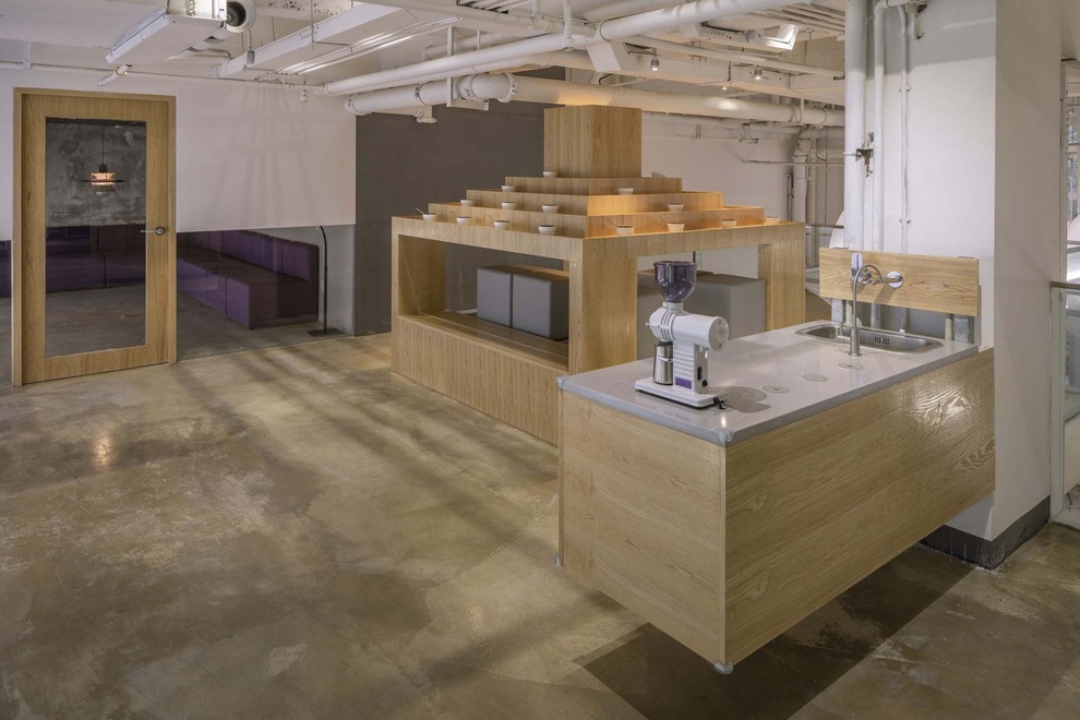 Quán cà phê phân chia không gian độc lạ, càng vào trong càng bất ngờ - 12 Quán cà phê phân chia không gian độc lạ, càng vào trong càng bất ngờ - 12