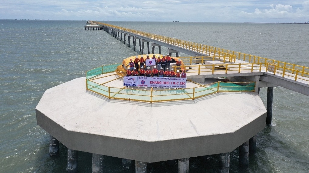 Nhà máy điện gió ở Trà Vinh xây dựng công trình 280m2 trái phép - 1 Nhà máy điện gió ở Trà Vinh xây dựng công trình 280m2 trái phép - 1