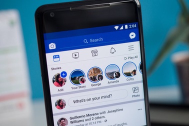 Facebook tại Việt Nam gặp lỗi lạ khiến nhiều người dùng xôn xao