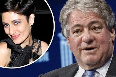 Bị người mẫu Nga "tố" cưỡng hiếp, tỷ phú Mỹ đâm đơn kiện ngược