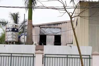 Hà Nội: Kho chứa vải rộng hàng nghìn m2 phát hỏa