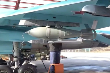 Ukraine rơi vào thế trận hỏa lực của Nga hậu đột kích vượt sông Dnieper?