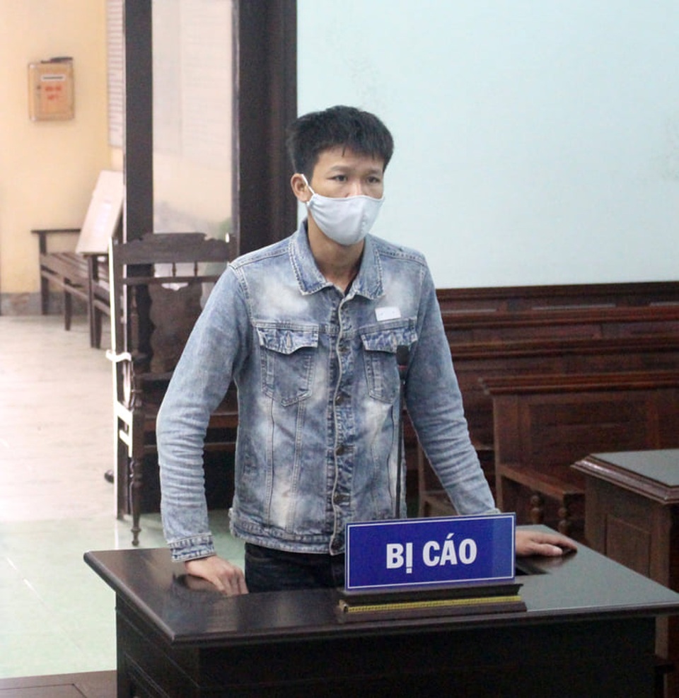 7 năm tù cho kẻ lẻn vào khu cách ly trộm tài sản - 1 7 năm tù cho kẻ lẻn vào khu cách ly trộm tài sản - 1