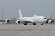 Hải quân Mỹ tiếp nhận máy bay "ngày tận thế" phiên bản nâng cấp