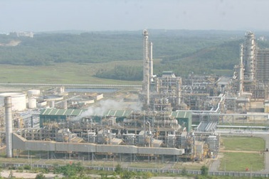 Nhà đầu tư chưa “mặn mà” mua cổ phần NMLD Dung Quất