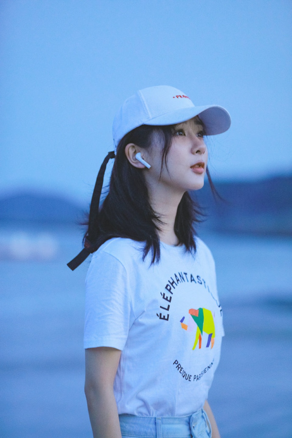 Vừa bị chê “xuống sắc”, Dương Tử tung ảnh xinh “lung linh” - 10 Vừa bị chê “xuống sắc”, Dương Tử tung ảnh xinh “lung linh” - 10
