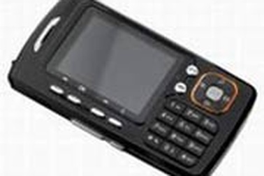 Pantech ra mắt chủng loại ĐTDĐ giải trí mới