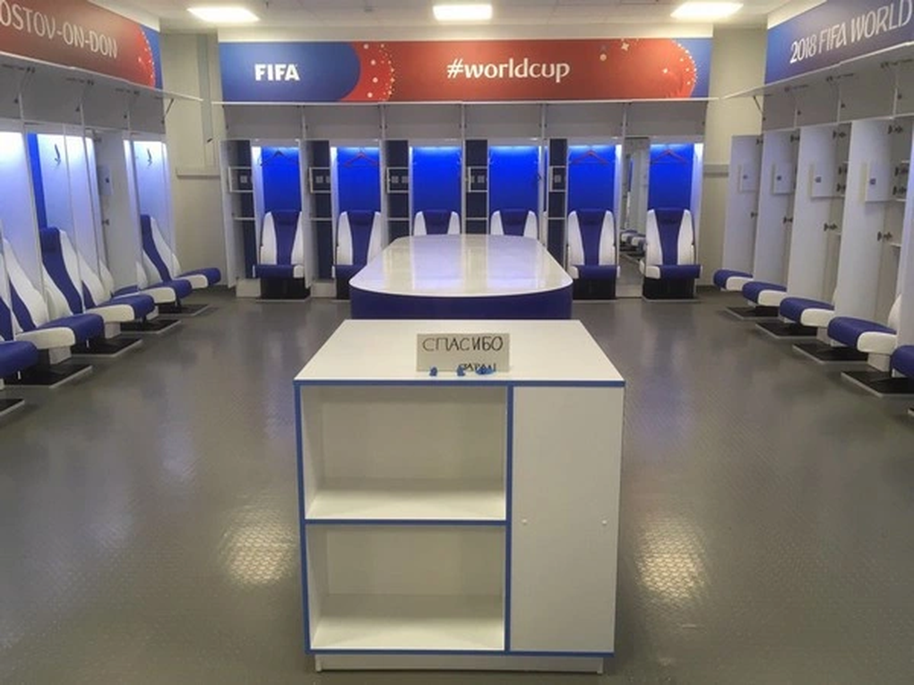 Hình ảnh phòng thay đồ của đội Nhật tại World Cup khiến dân mạng ngỡ ngàng - 3