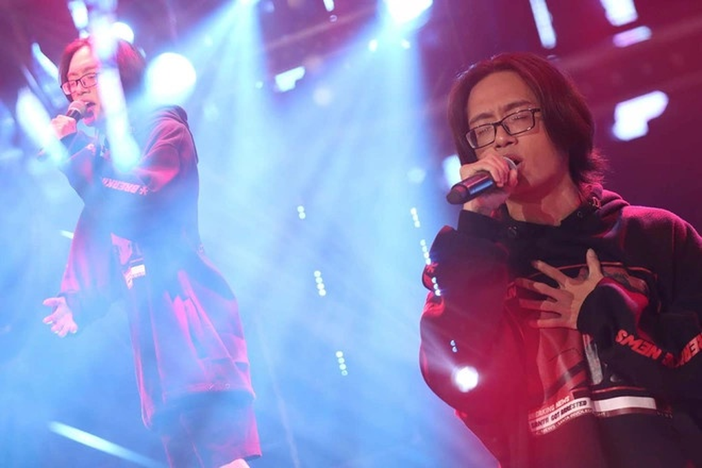 Nam rapper bất ngờ lột xác, ngày càng đẹp trai và trình diễn lôi cuốn - 1