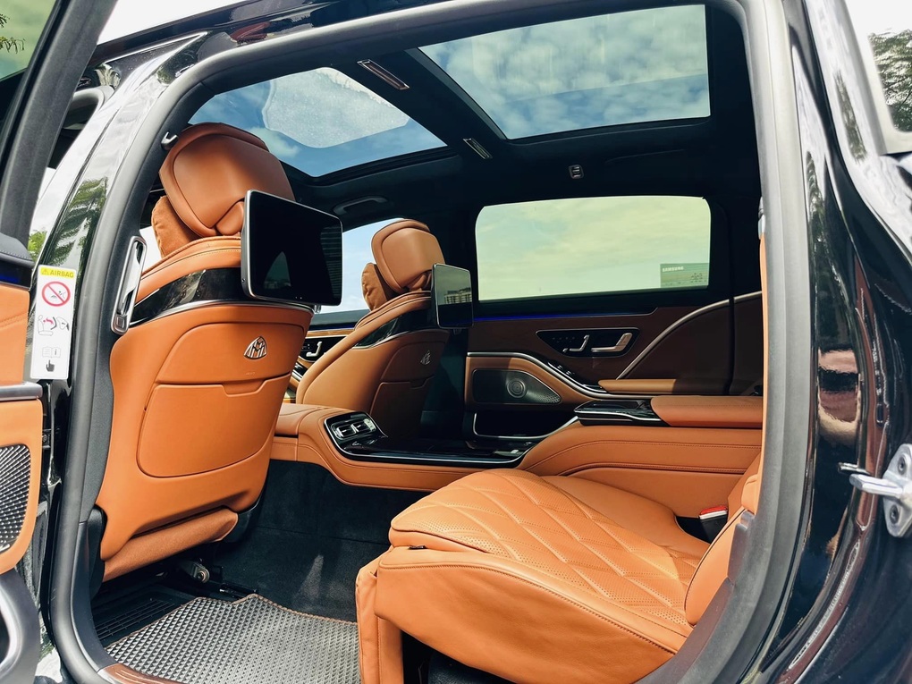 Đi 5.500 km, chủ xe Mercedes-Maybach S 580 mất hơn 7 tỷ đồng khi bán lại - 11 Đi 5.500 km, chủ xe Mercedes-Maybach S 580 mất hơn 7 tỷ đồng khi bán lại - 11