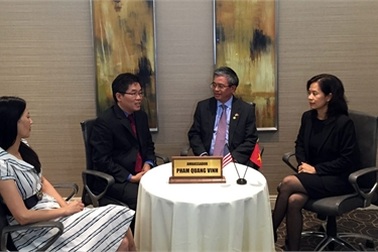 Visa và thông điệp đặc biệt đón Đại sứ Việt Nam ở Cali