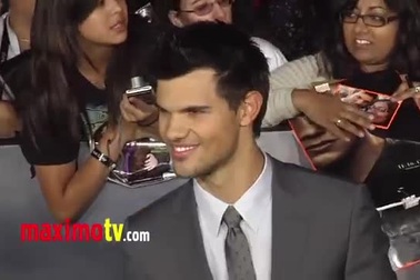 Taylor Lautner lịch lãm trên thảm đỏ