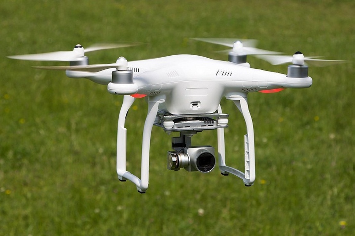 Flycam lạ bị dọa bắn hạ ở trận Việt Nam - Myanmar: Luật quy định thế nào? - 2 Flycam lạ bị dọa bắn hạ ở trận Việt Nam - Myanmar: Luật quy định thế nào? - 2