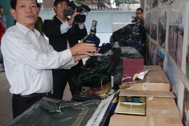 Gửi thuốc gây nghiện bằng đường... bưu chính