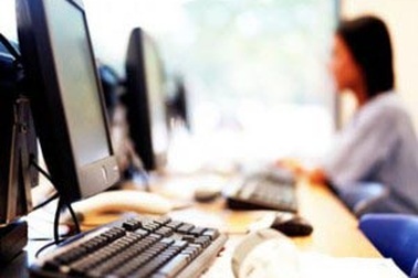 Thiếu nữ rao “bán mình” trên mạng, cảnh sát vào cuộc